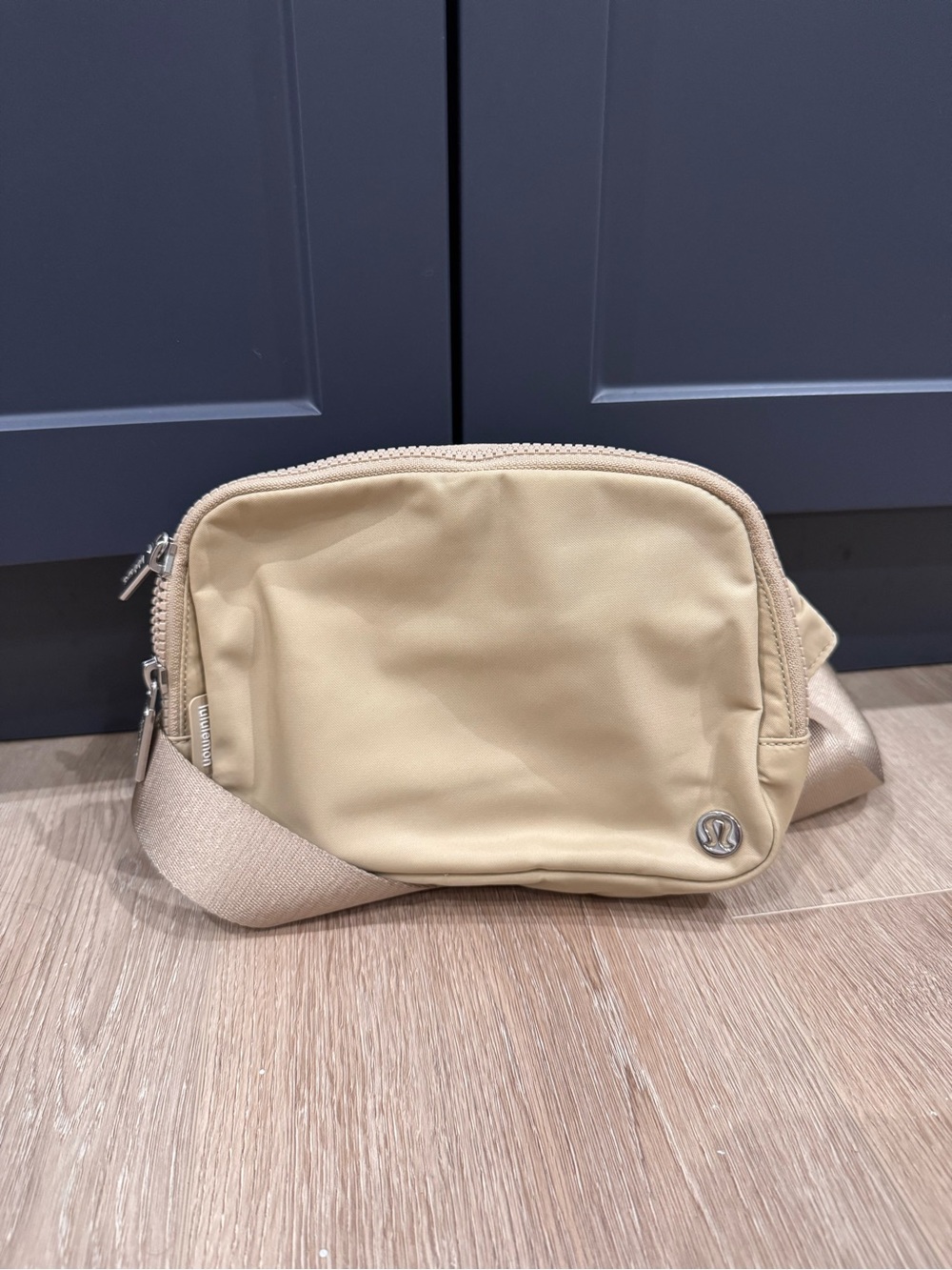 lululemon athletica Beige/Tan Belt Bag